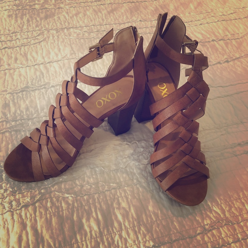 XOXO Camel colored heel